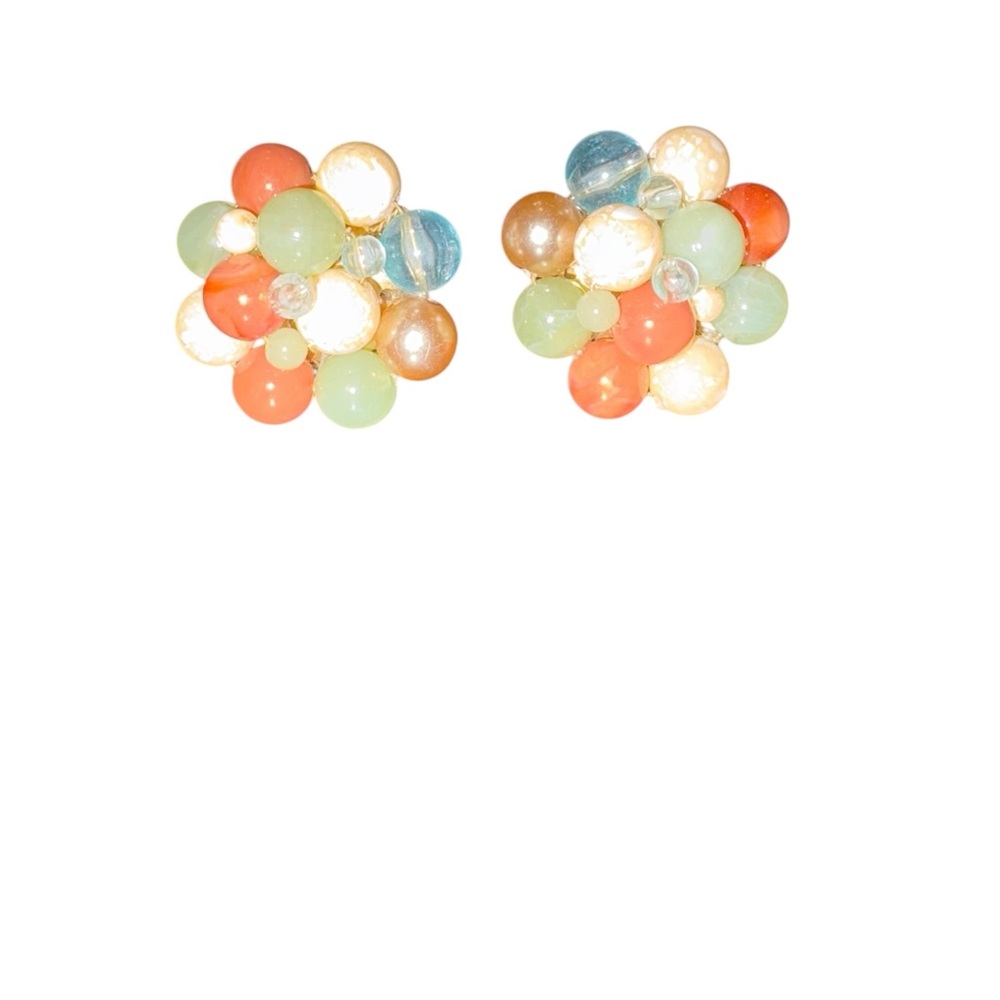 Vintage Cluster Bead Clip-On Earrings – Multicolor Retro Statement Jewelry J11 - Picture 3 of 4